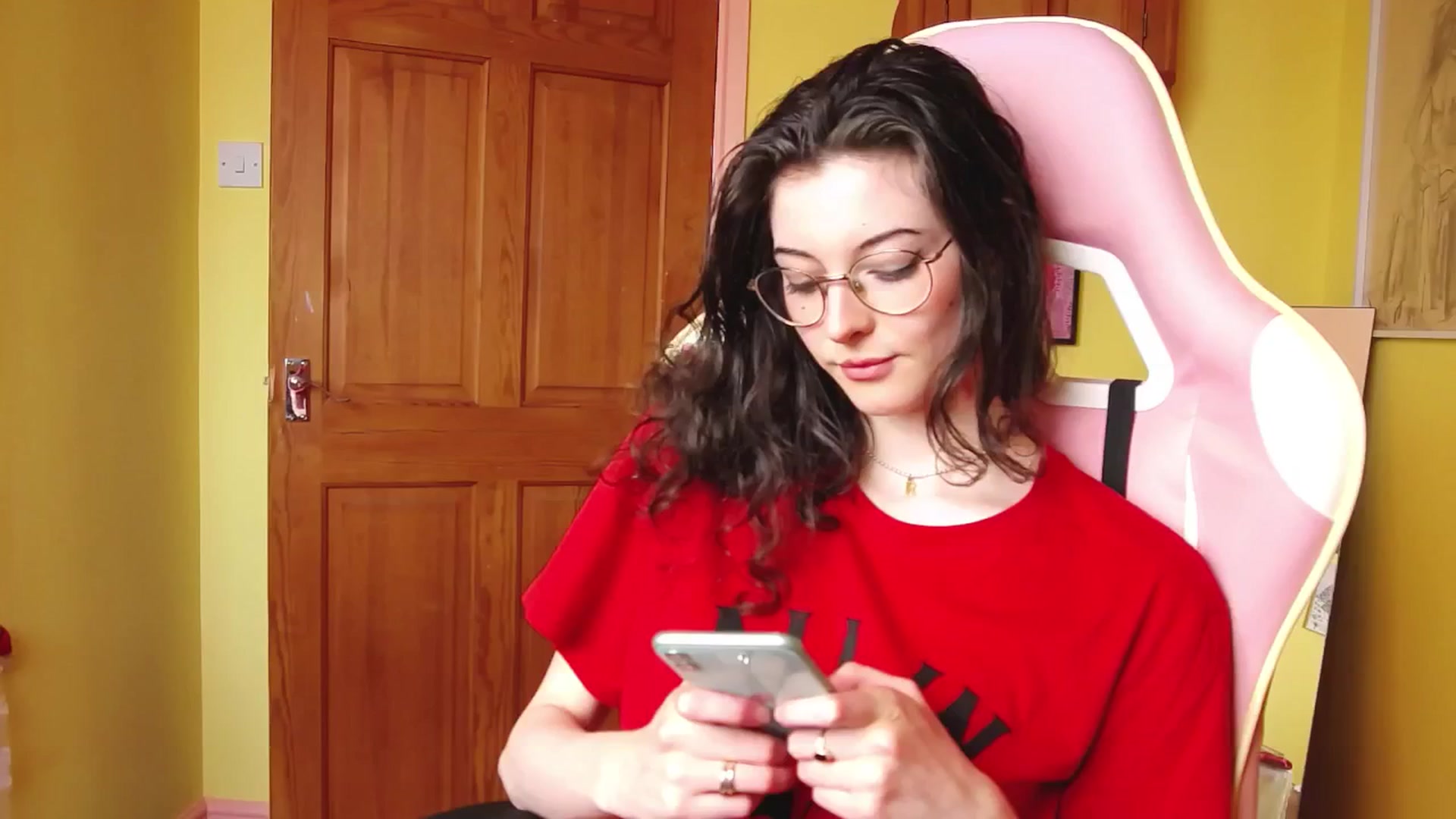 Gallery image thumbnail from viola__'s myfreecams stream on, 07/29/2024, 14:59 image 13 of 20