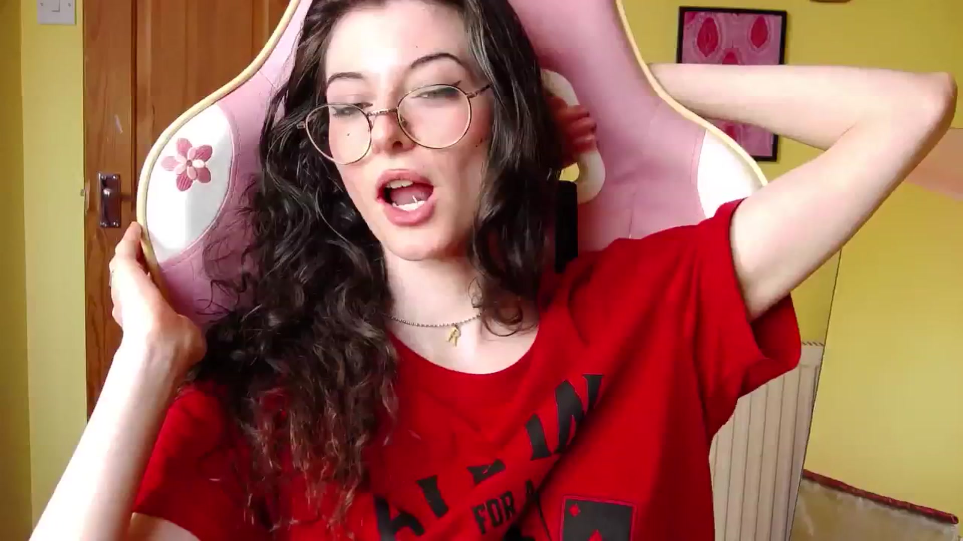 Gallery image thumbnail from viola__'s myfreecams stream on, 07/29/2024, 16:03 image 15 of 20