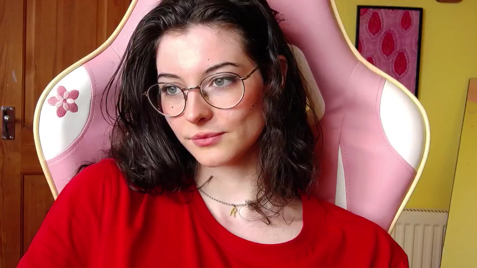 Gallery image thumbnail from viola__'s myfreecams stream on, 07/29/2024, 16:03 image 18 of 20