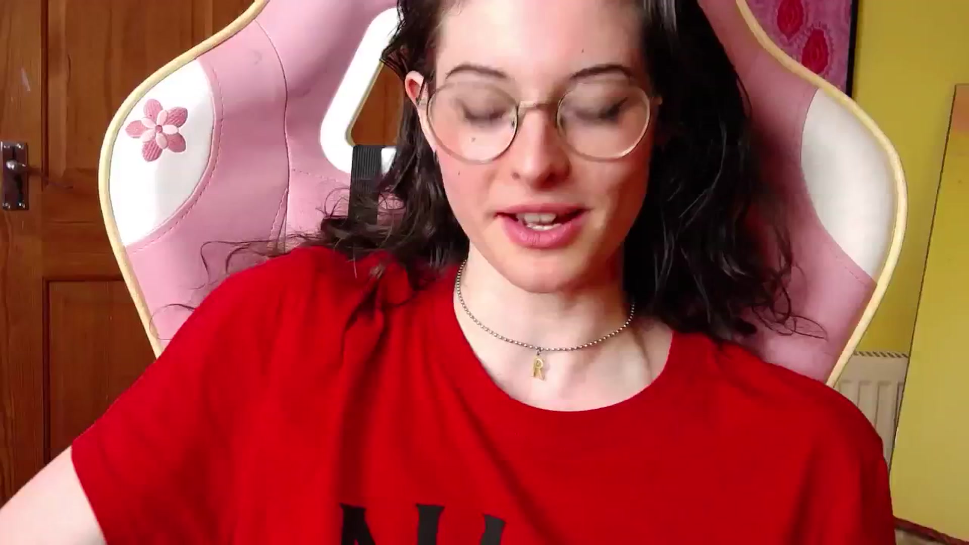 Gallery image thumbnail from viola__'s myfreecams stream on, 07/29/2024, 16:03 image 17 of 20
