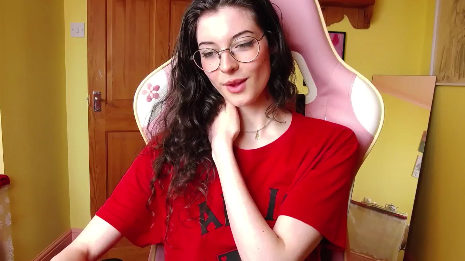 Gallery image thumbnail from viola__'s myfreecams stream on, 07/29/2024, 16:03 image 7 of 20