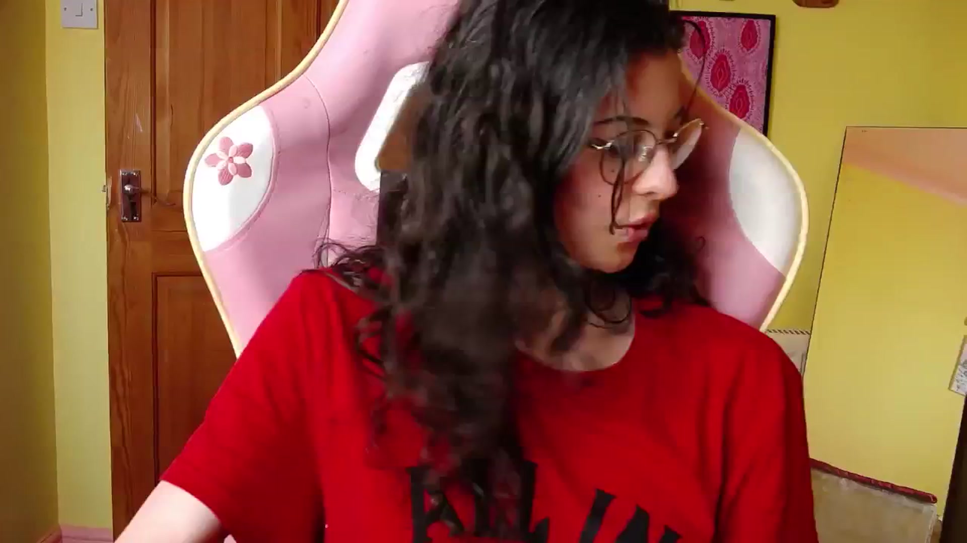 Gallery image thumbnail from viola__'s myfreecams stream on, 07/29/2024, 16:03 image 14 of 20