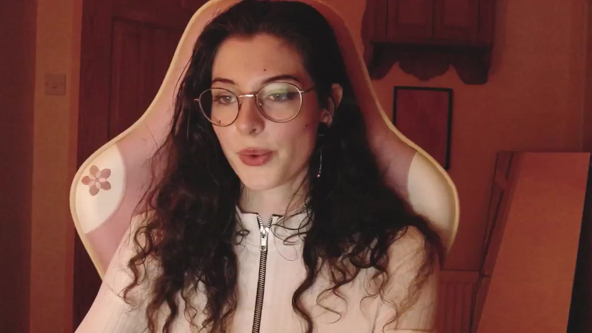 Gallery image thumbnail from viola__'s myfreecams stream on, 07/30/2024, 22:56 image 7 of 20