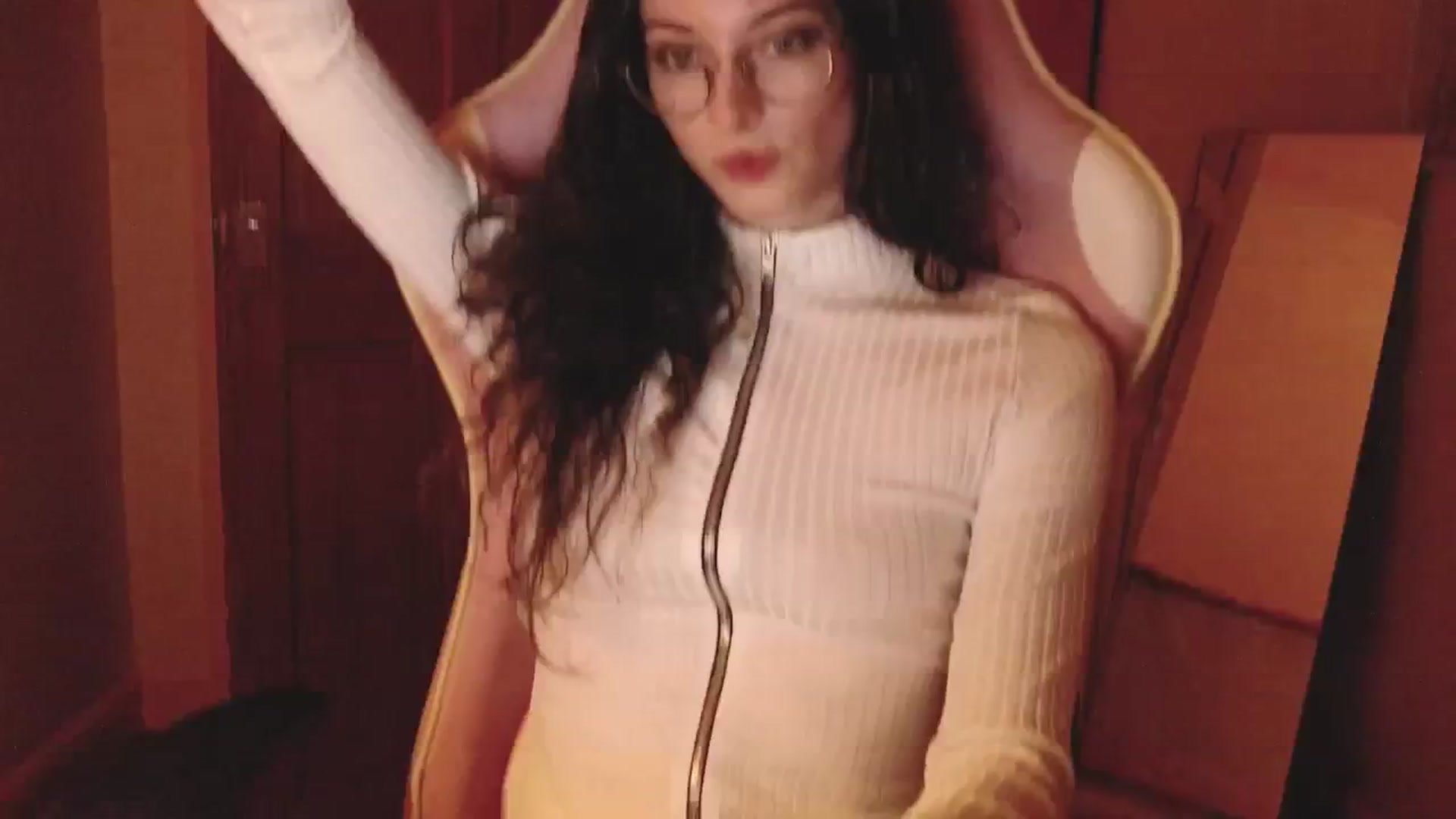 Gallery image thumbnail from viola__'s myfreecams stream on, 07/30/2024, 22:56 image 11 of 20