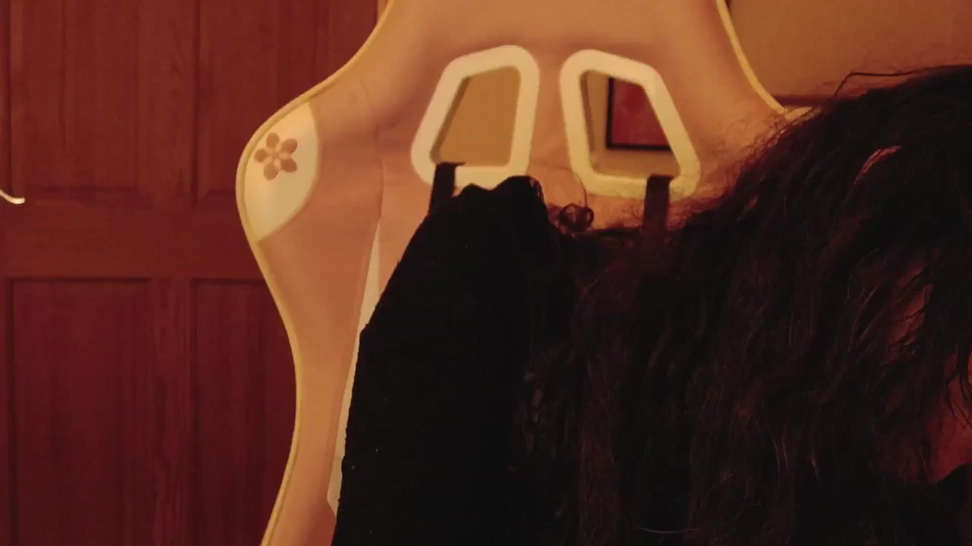 Gallery image thumbnail from viola__'s myfreecams stream on, 08/06/2024, 22:00 image 15 of 20