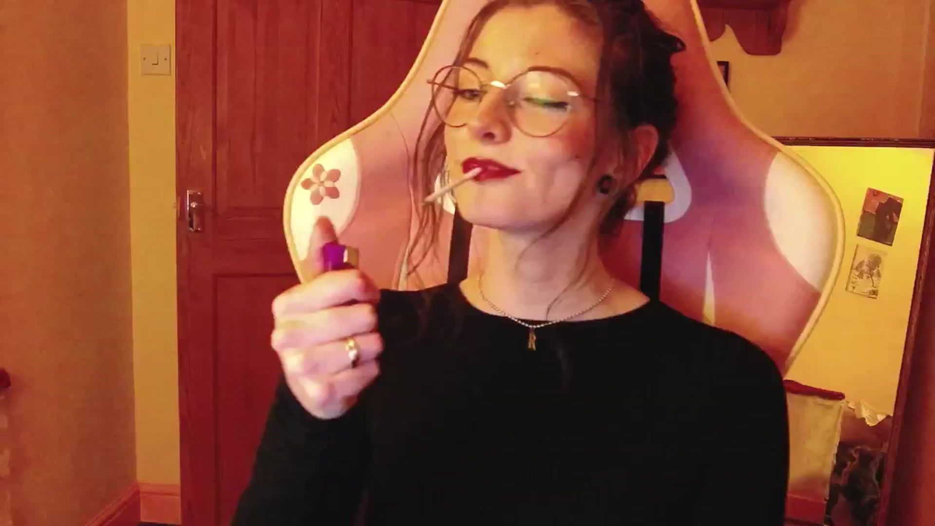 Gallery image thumbnail from viola__'s myfreecams stream on, 08/13/2024, 21:59 image 8 of 20