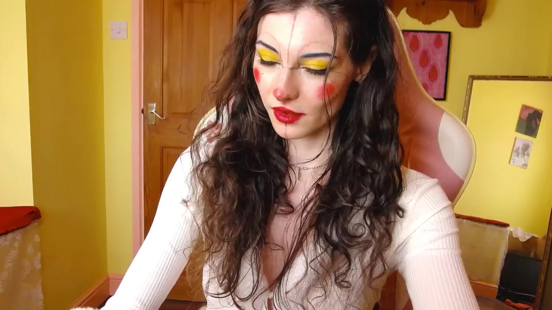 Gallery image thumbnail from viola__'s myfreecams stream on, 08/16/2024, 15:10 image 20 of 20