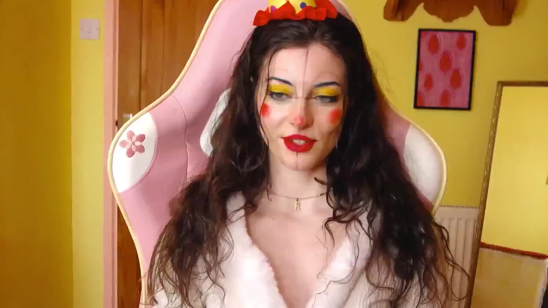 Gallery image thumbnail from viola__'s myfreecams stream on, 08/16/2024, 15:10 image 3 of 20