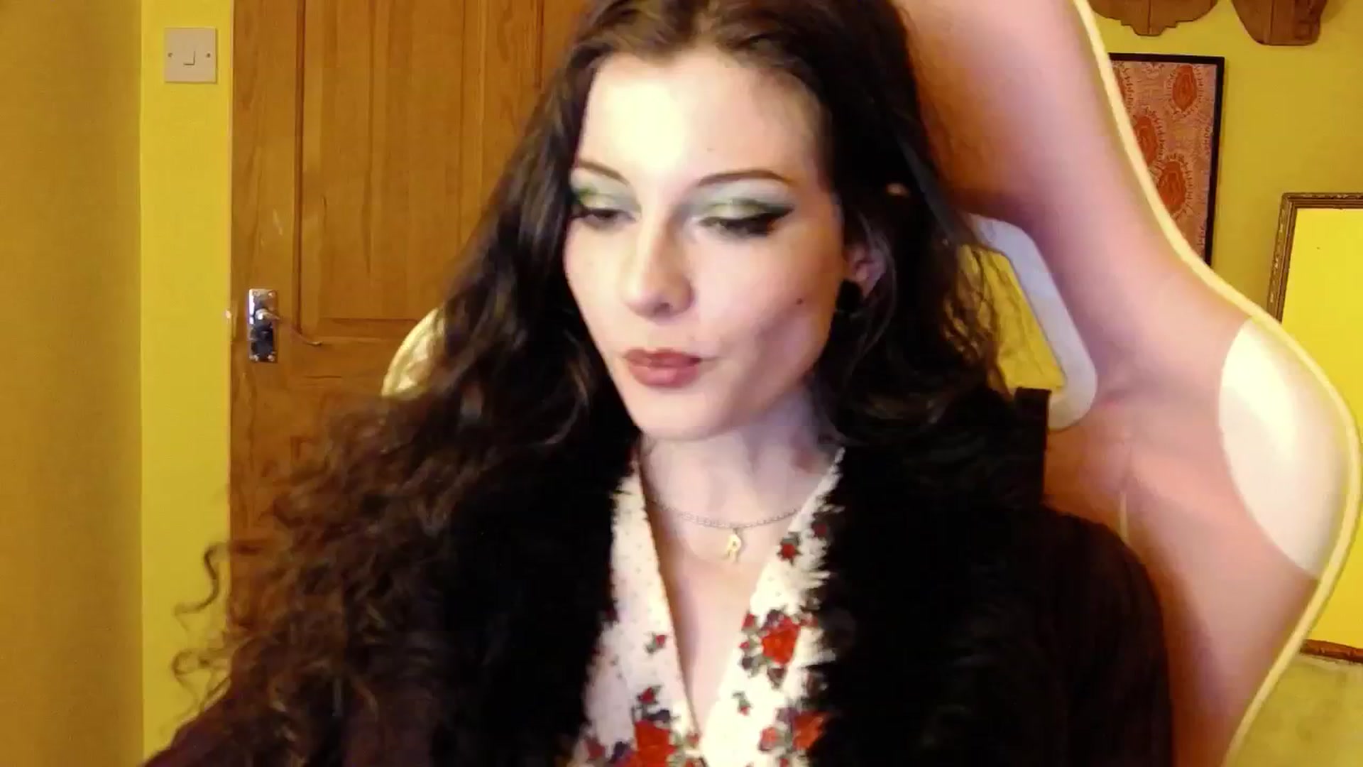 Gallery image thumbnail from viola__'s myfreecams stream on, 08/20/2024, 21:56 image 8 of 20