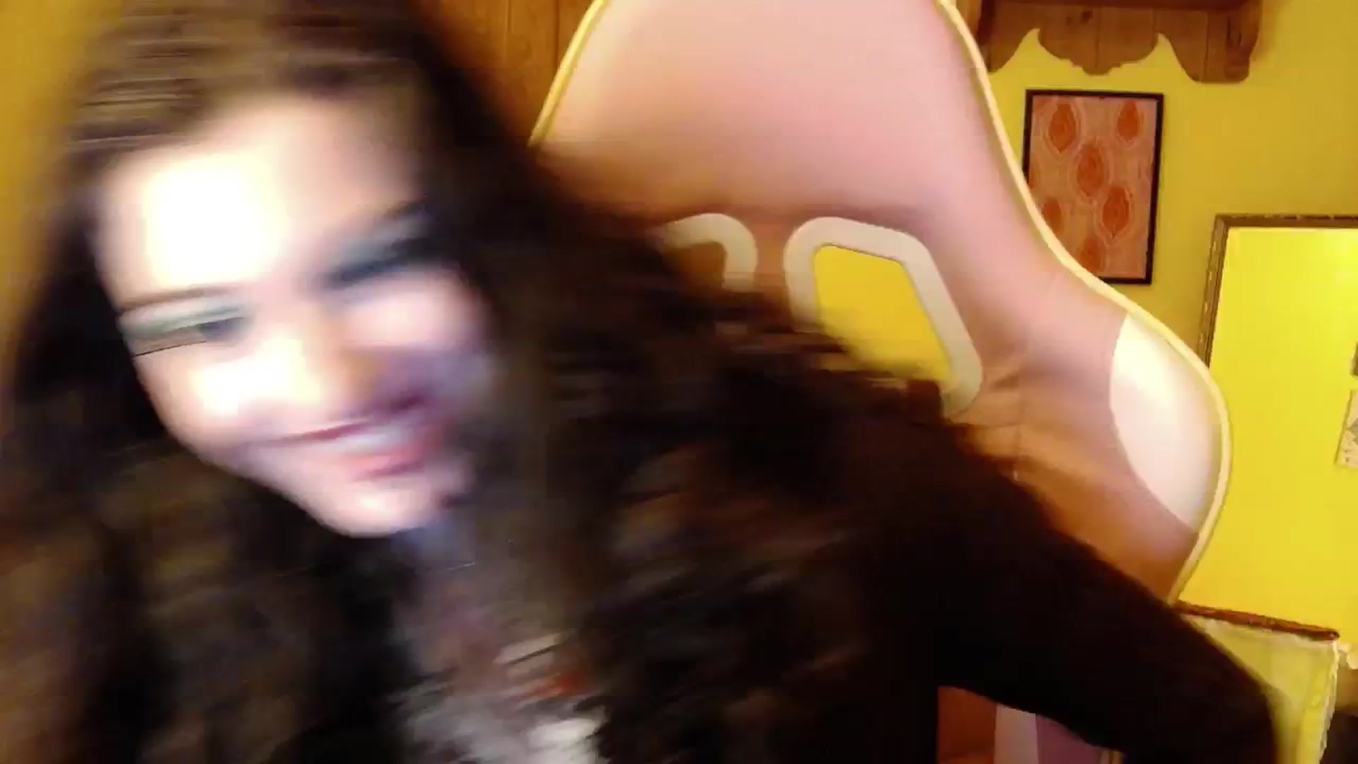 Gallery image thumbnail from viola__'s myfreecams stream on, 08/20/2024, 21:56 image 4 of 20
