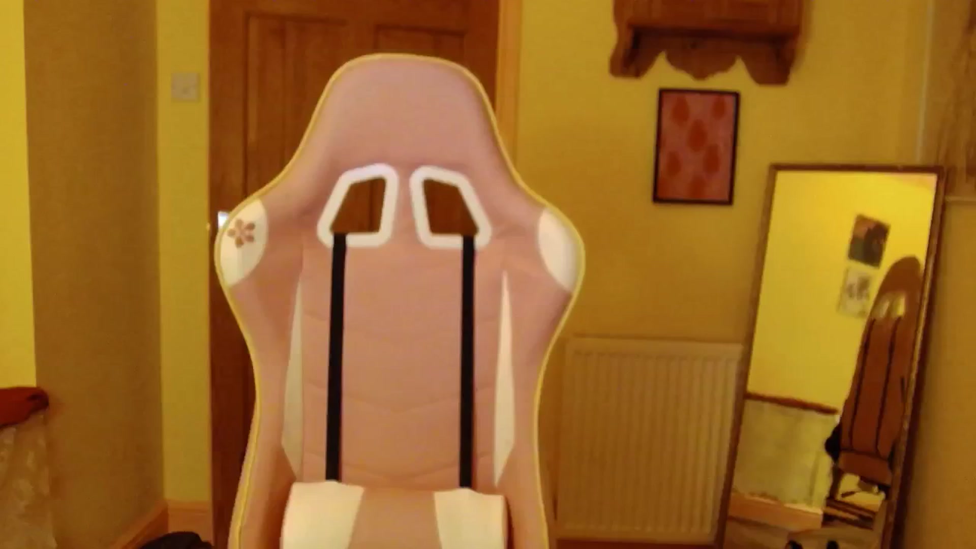 Gallery image thumbnail from viola__'s myfreecams stream on, 08/20/2024, 21:56 image 15 of 20