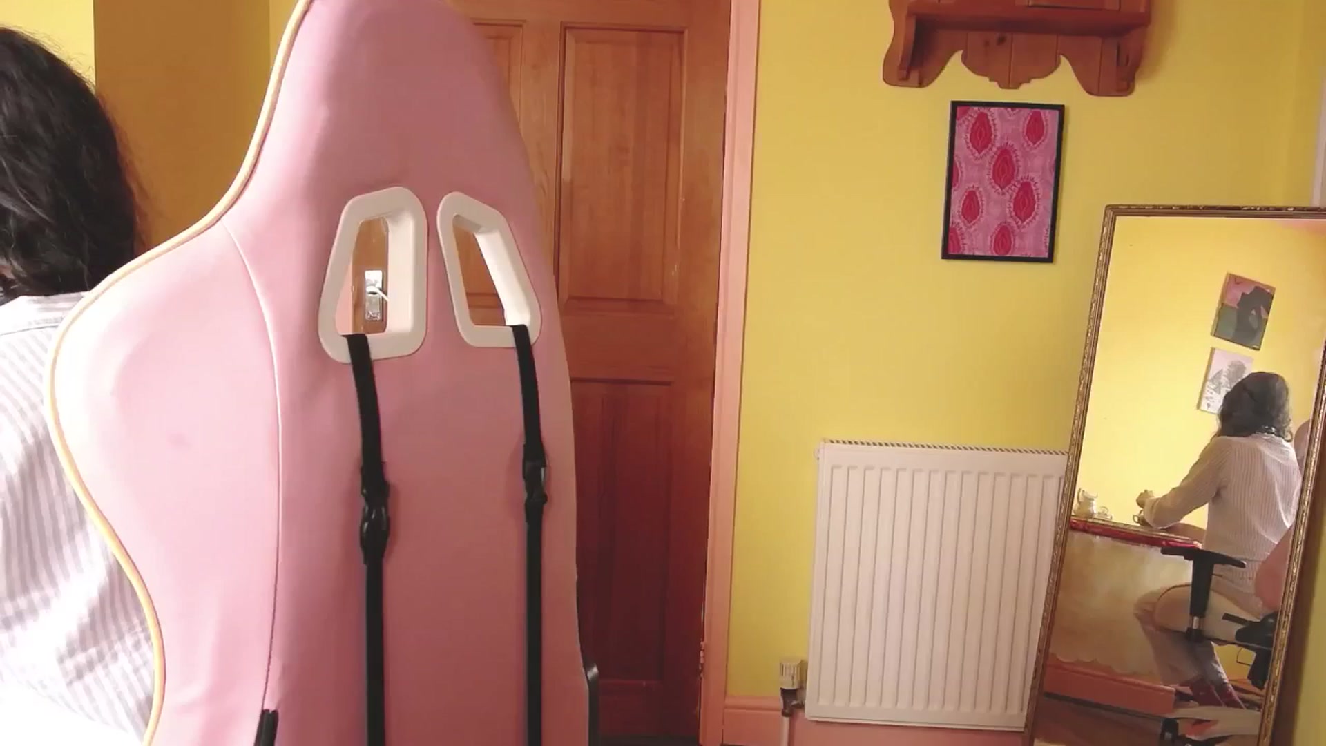 Gallery image thumbnail from viola__'s myfreecams stream on, 08/21/2024, 17:14 image 4 of 20