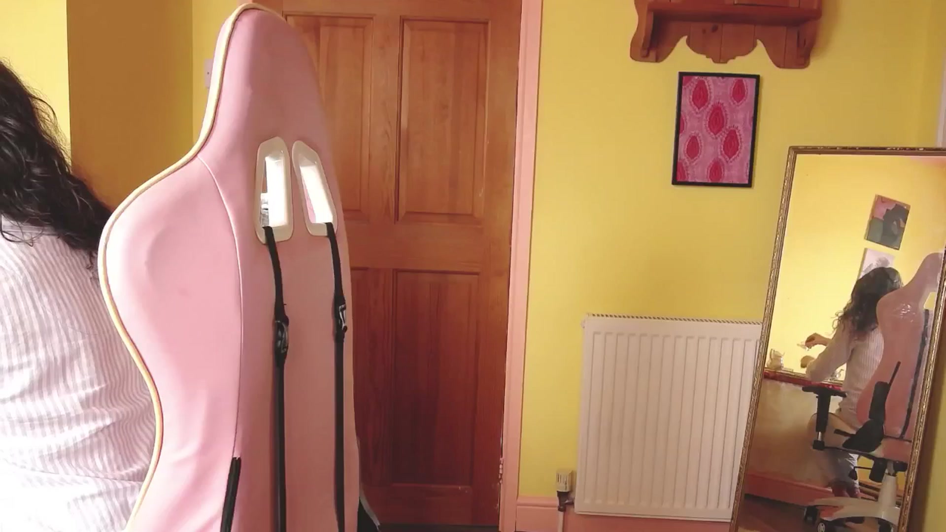 Gallery image thumbnail from viola__'s myfreecams stream on, 08/21/2024, 17:14 image 6 of 20