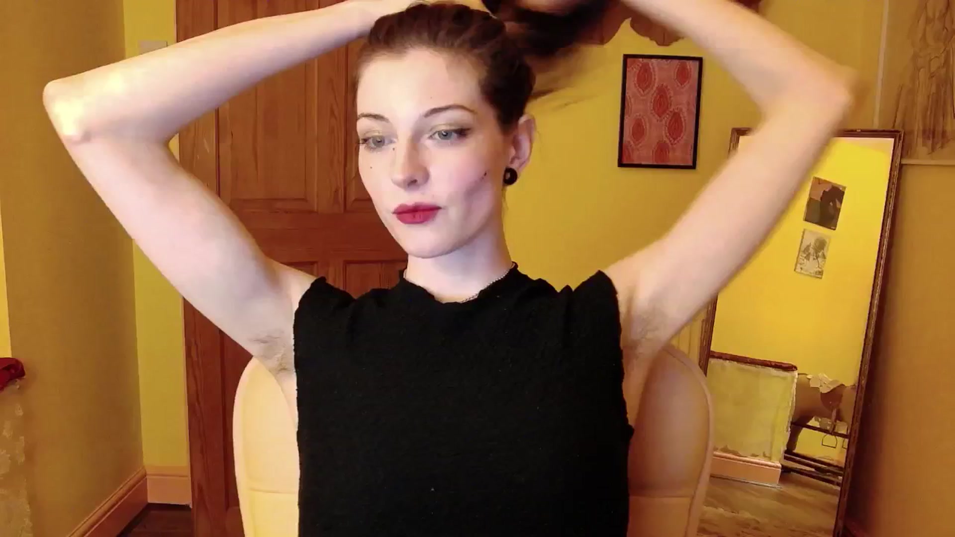 Gallery image thumbnail from viola__'s myfreecams stream on, 08/29/2024, 20:52 image 13 of 20