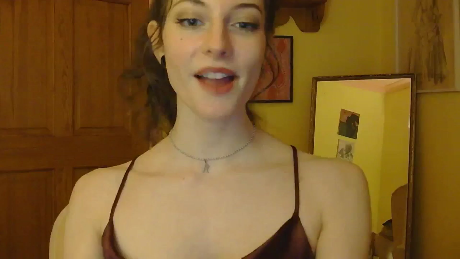 Gallery image thumbnail from viola__'s myfreecams stream on, 09/10/2024, 20:52 image 20 of 20