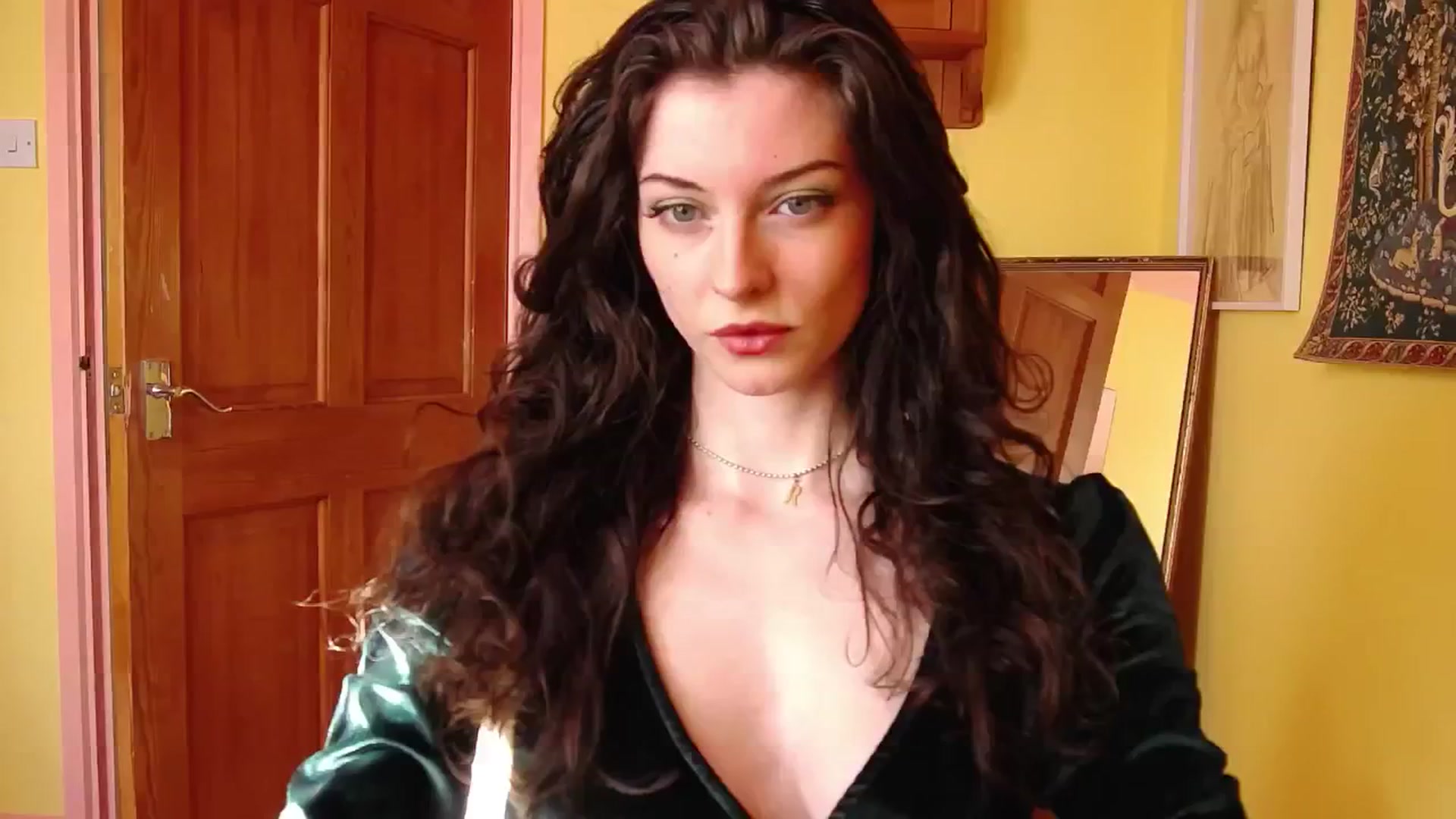 Gallery image thumbnail from viola__'s myfreecams stream on, 09/12/2024, 15:30 image 2 of 20