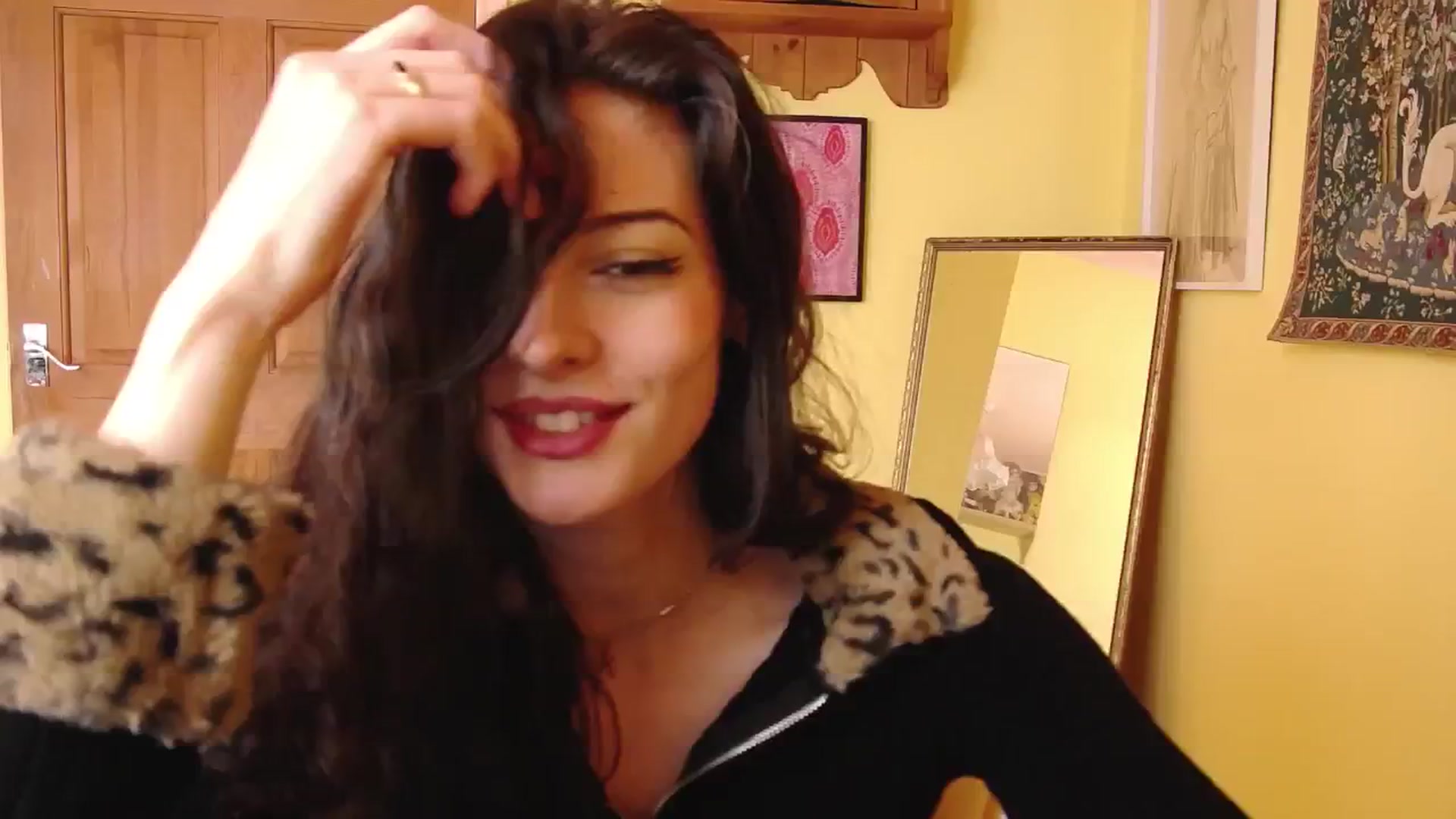 Gallery image thumbnail from viola__'s myfreecams stream on, 09/16/2024, 13:49 image 17 of 20