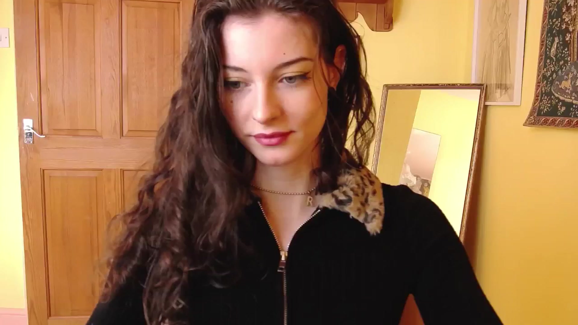 Gallery image thumbnail from viola__'s myfreecams stream on, 09/16/2024, 13:49 image 11 of 20