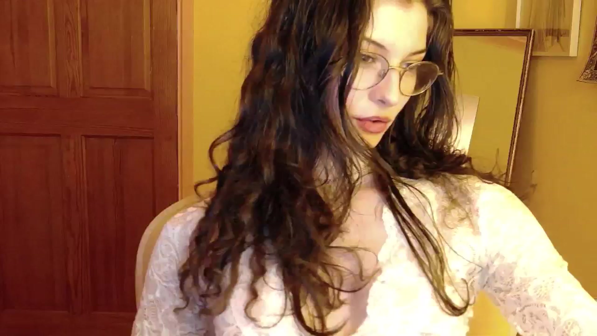 Gallery image thumbnail from viola__'s myfreecams stream on, 09/24/2024, 23:54 image 13 of 20