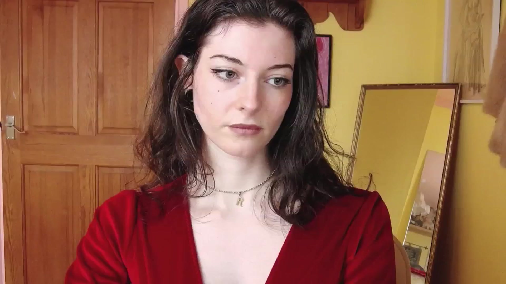 Gallery image thumbnail from viola__'s myfreecams stream on, 10/01/2024, 14:26 image 12 of 20