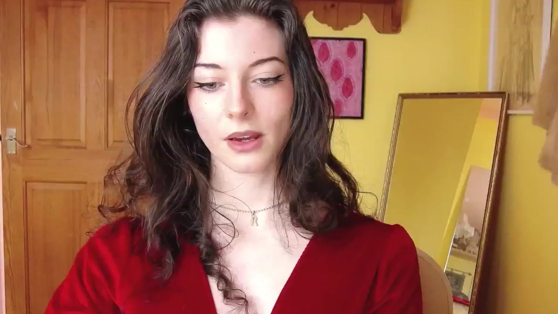 Gallery image thumbnail from viola__'s myfreecams stream on, 10/01/2024, 14:26 image 9 of 20