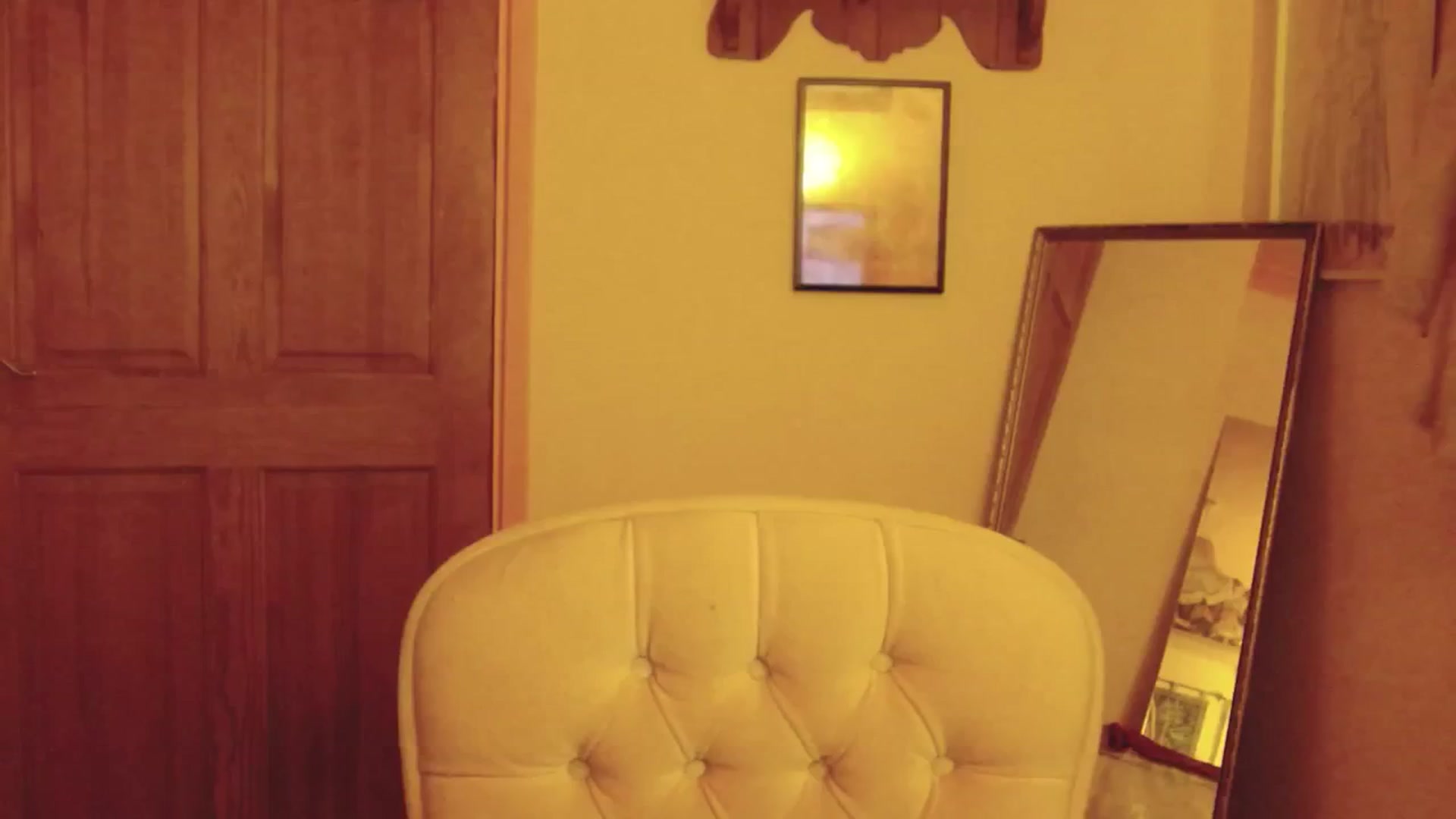 Gallery image thumbnail from viola__'s myfreecams stream on, 10/01/2024, 21:28 image 2 of 20