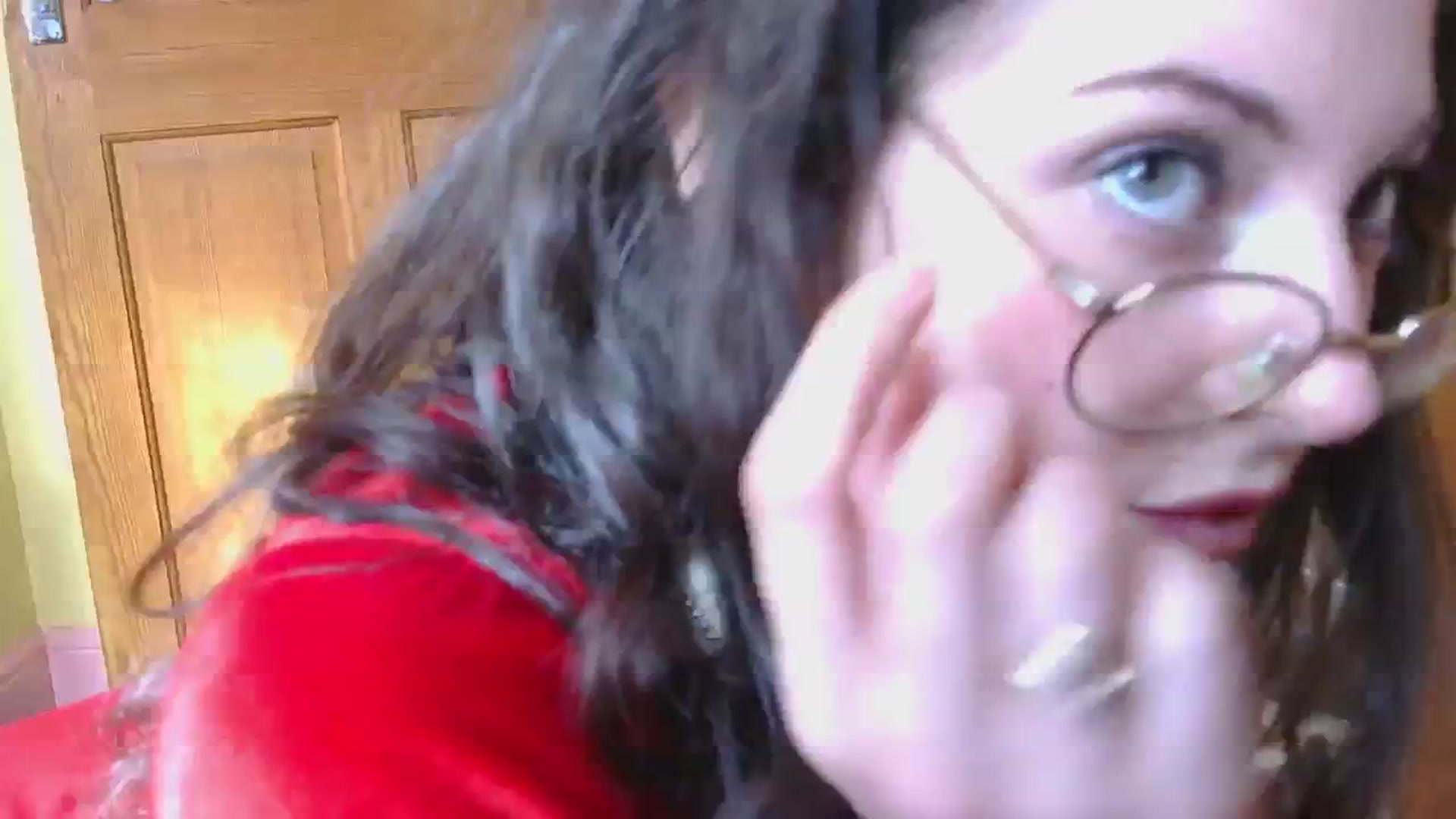 Gallery image thumbnail from viola__'s myfreecams stream on, 10/19/2024, 14:36 image 4 of 20