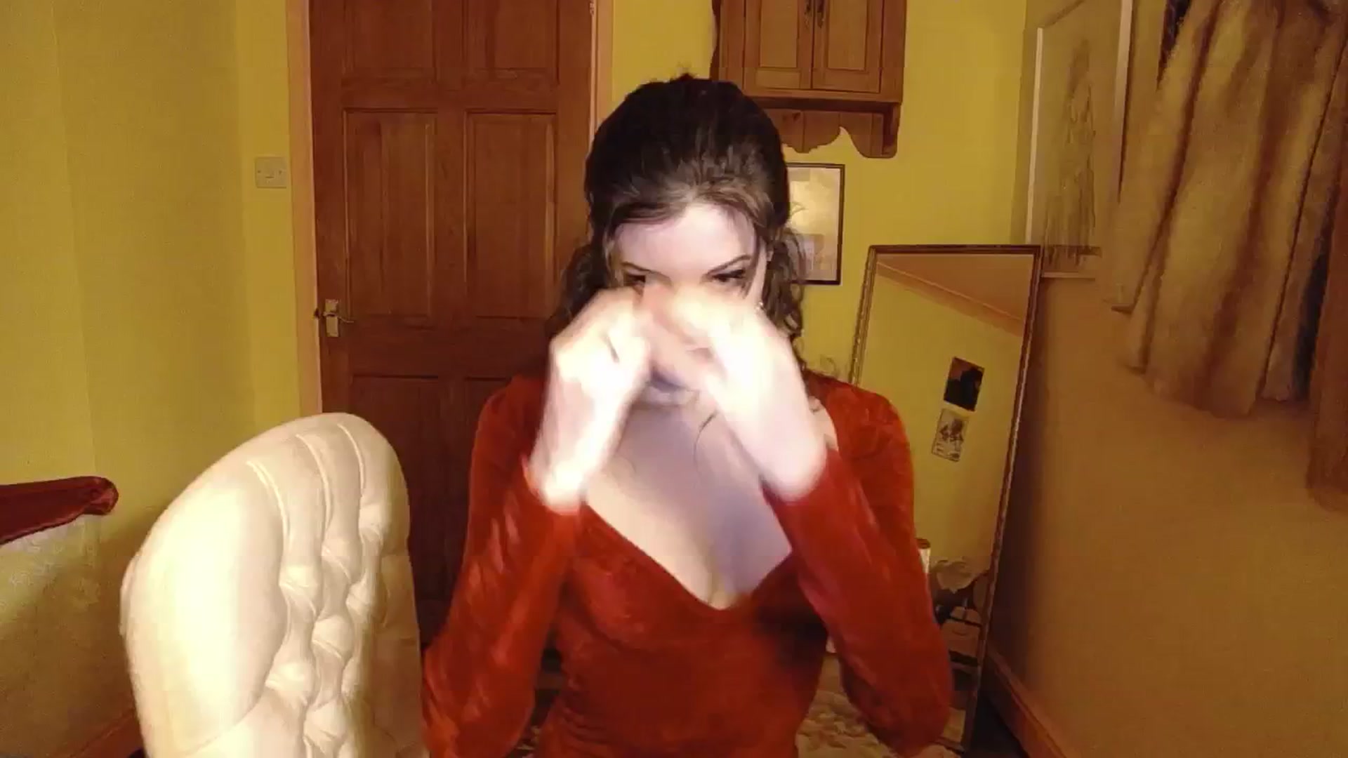 Gallery image thumbnail from viola__'s myfreecams stream on, 10/29/2024, 23:27 image 9 of 20