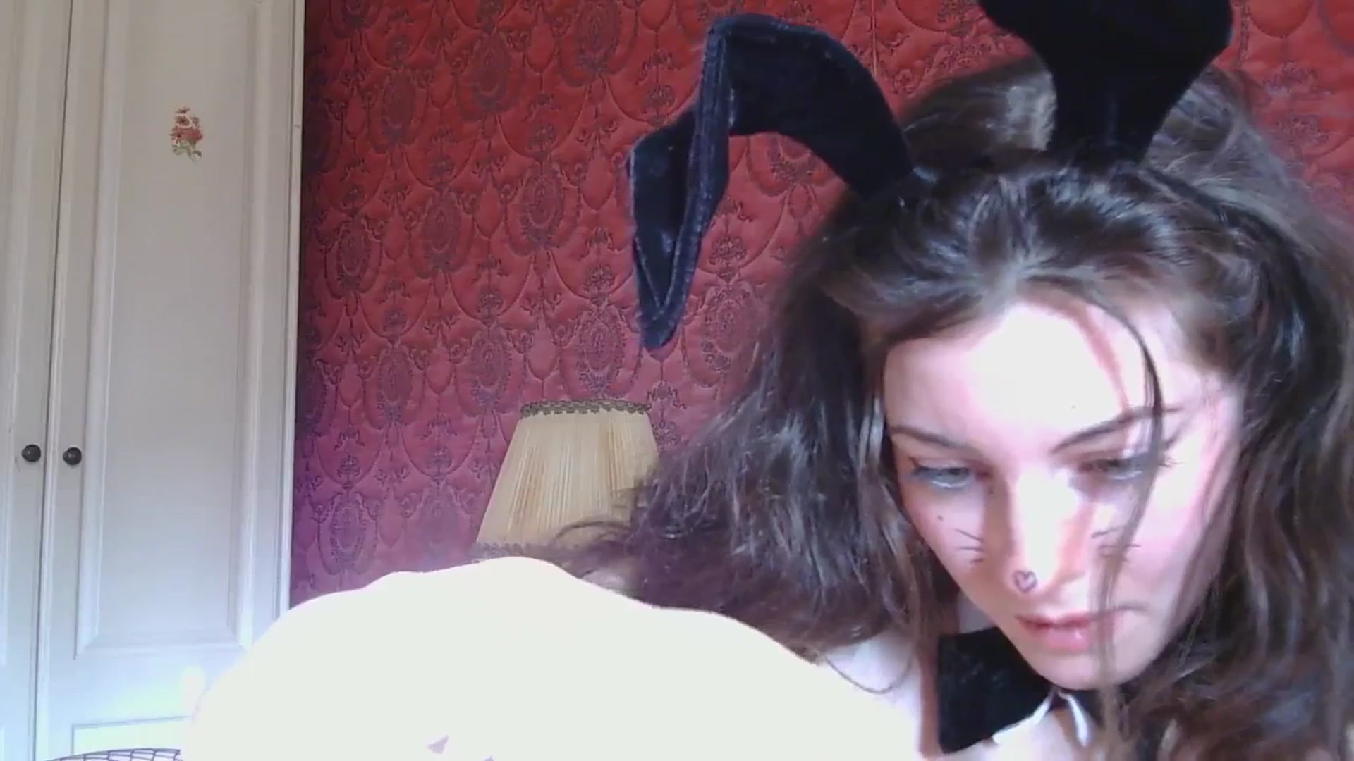 Gallery image thumbnail from viola__'s myfreecams stream on, 10/31/2024, 14:57 image 11 of 20