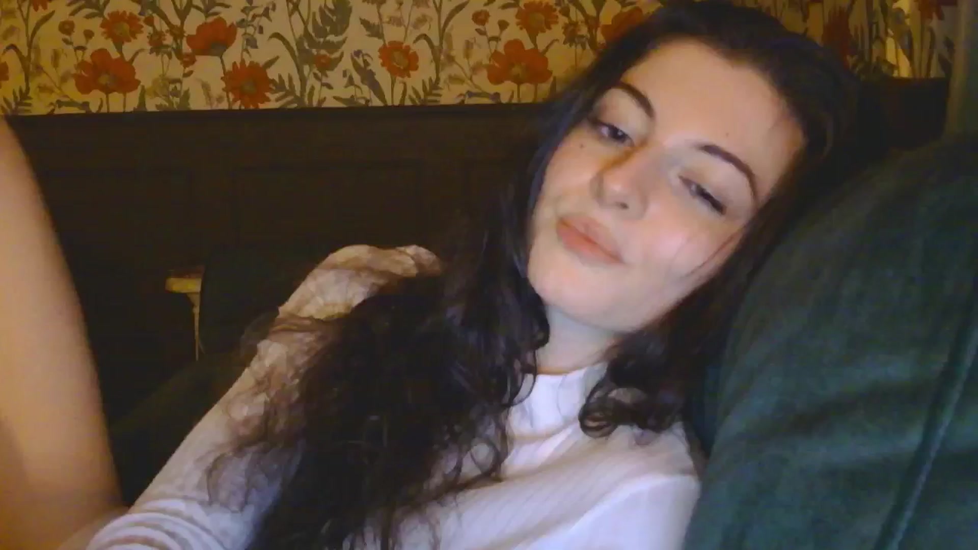 Gallery image thumbnail from viola__'s myfreecams stream on, 11/04/2024, 18:43 image 15 of 20
