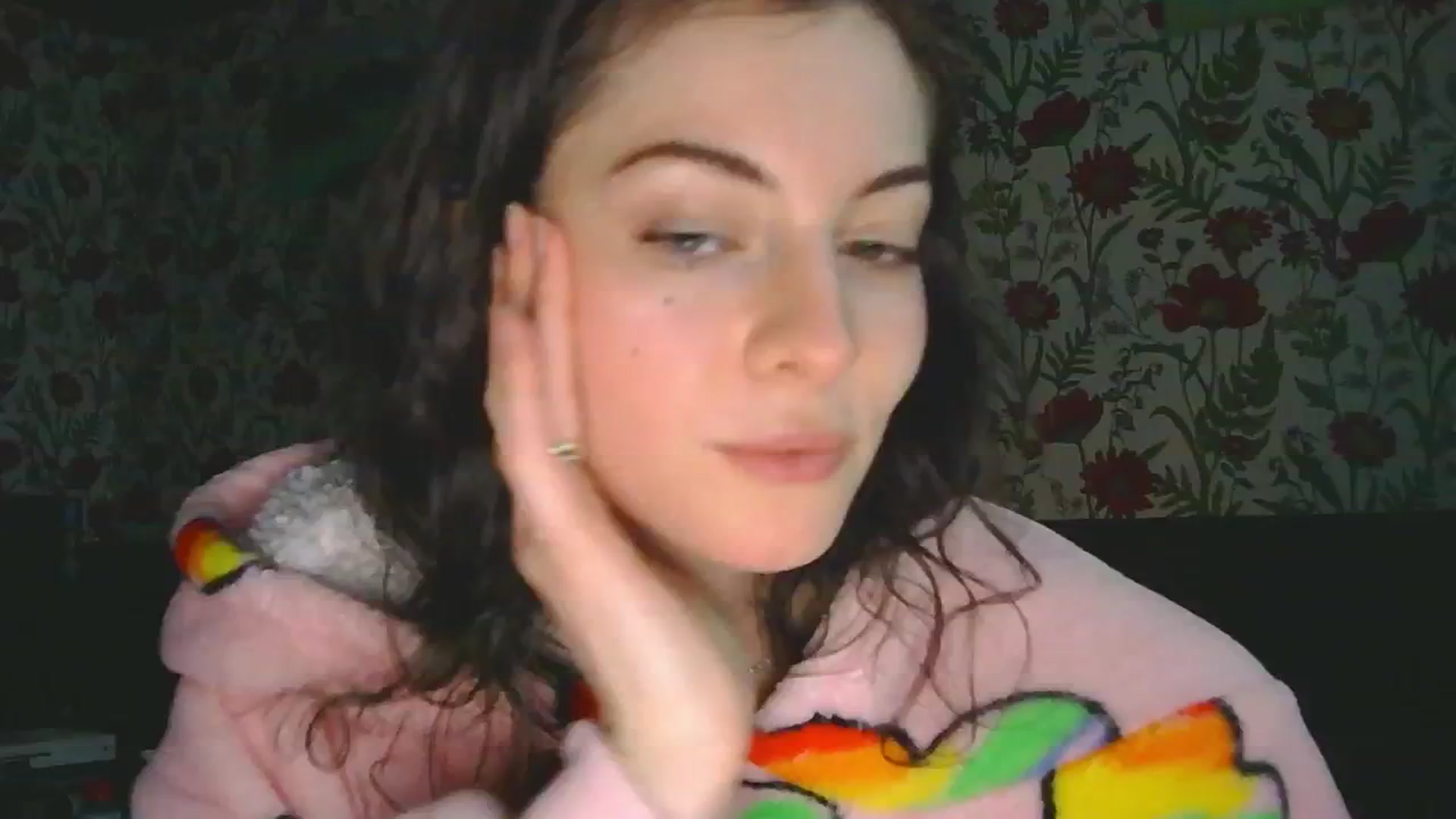 Gallery image thumbnail from viola__'s myfreecams stream on, 11/04/2024, 18:43 image 6 of 20