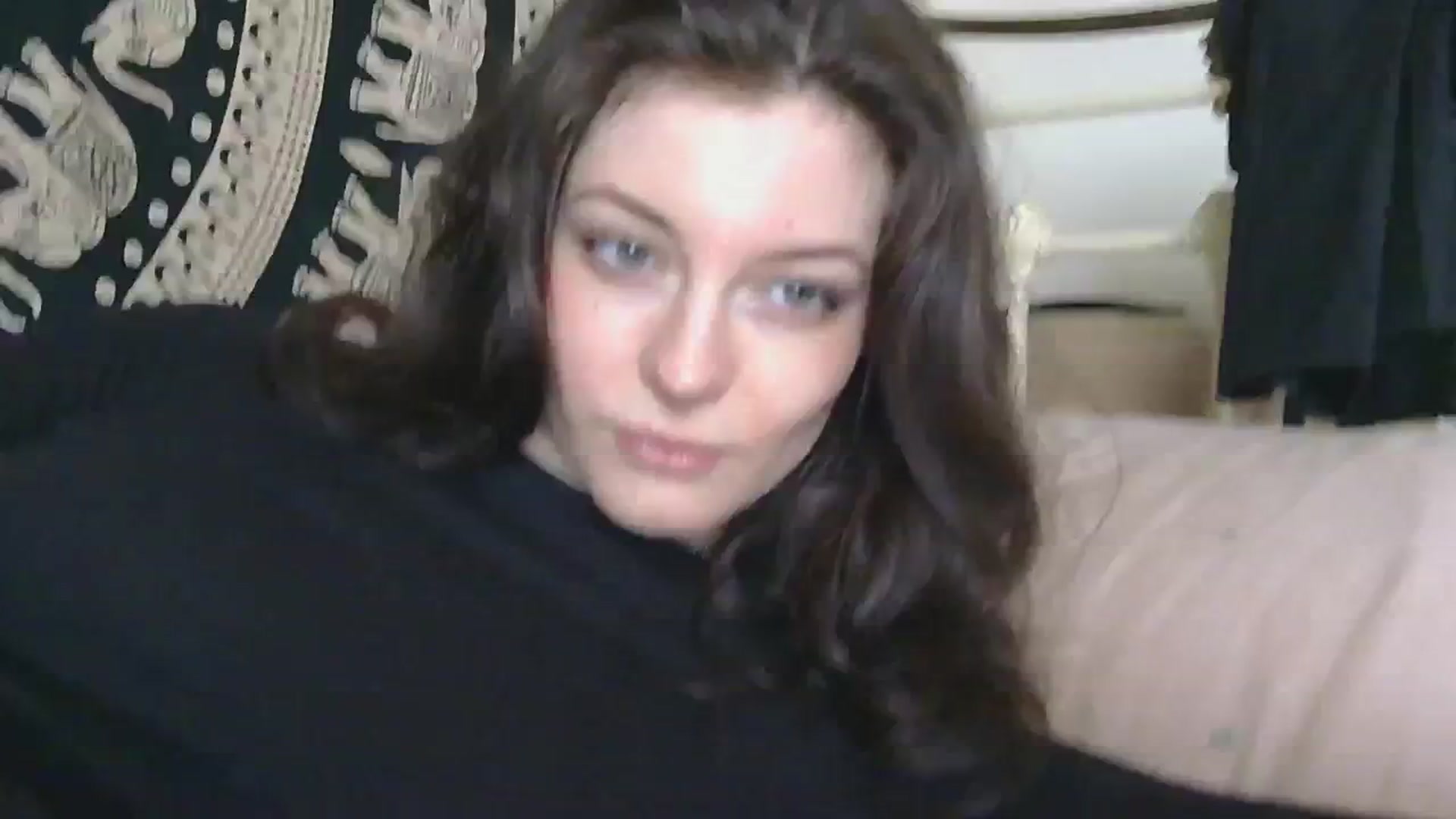 Gallery image thumbnail from viola__'s myfreecams stream on, 11/07/2024, 15:05 image 3 of 20