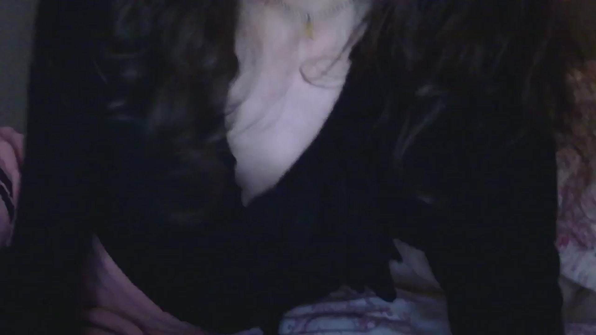 Gallery image thumbnail from viola__'s myfreecams stream on, 11/11/2024, 16:34 image 19 of 20
