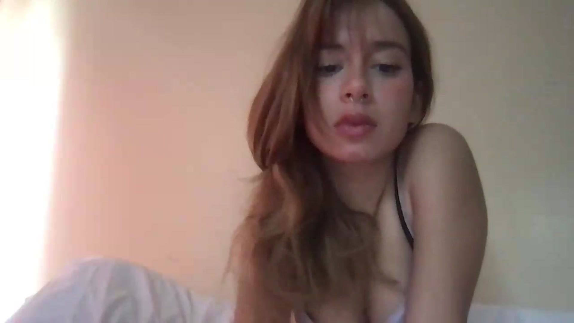Gallery image thumbnail from violetcupcake's myfreecams stream on, 08/10/2026, 15:46 image 12 of 20