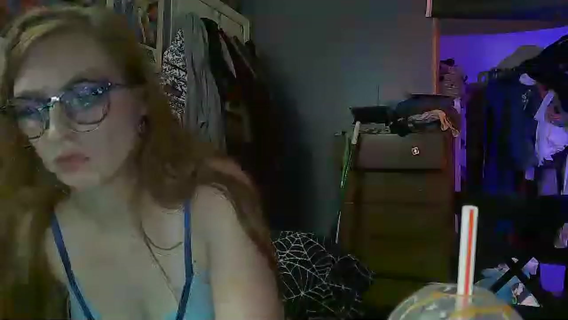 Gallery image thumbnail from violetjai69's myfreecams stream on, 12/30/2022, 19:55 image 15 of 20