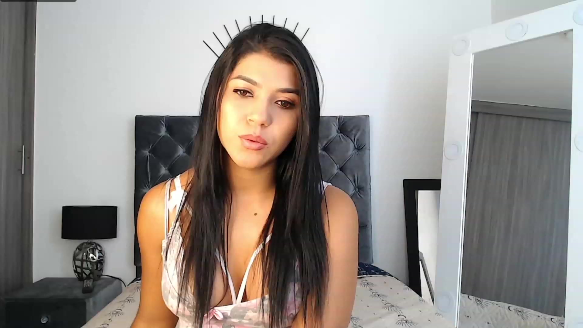 Gallery image thumbnail from violetta_xs's myfreecams stream on, 11/15/2022, 16:12 image 13 of 20