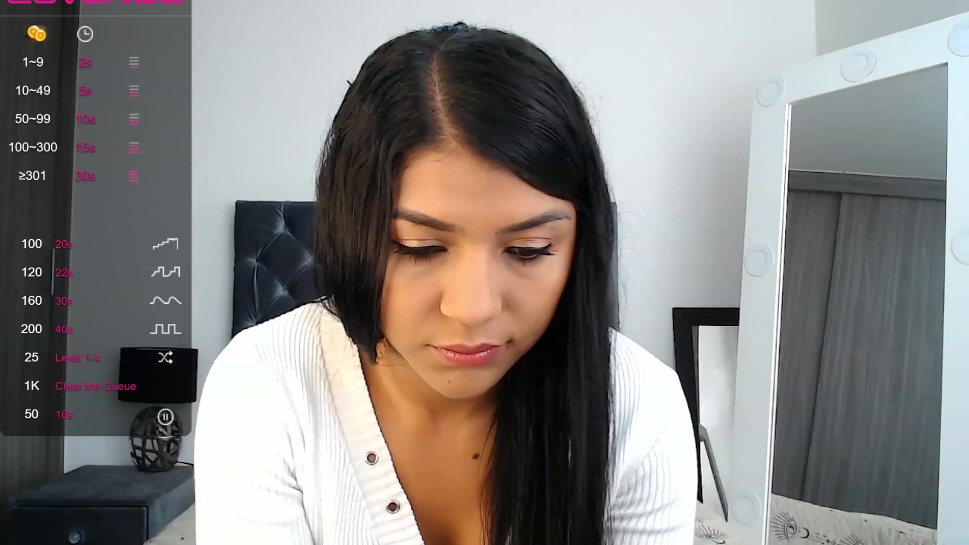 Gallery image thumbnail from violetta_xs's myfreecams stream on, 11/17/2022, 15:38 image 4 of 20