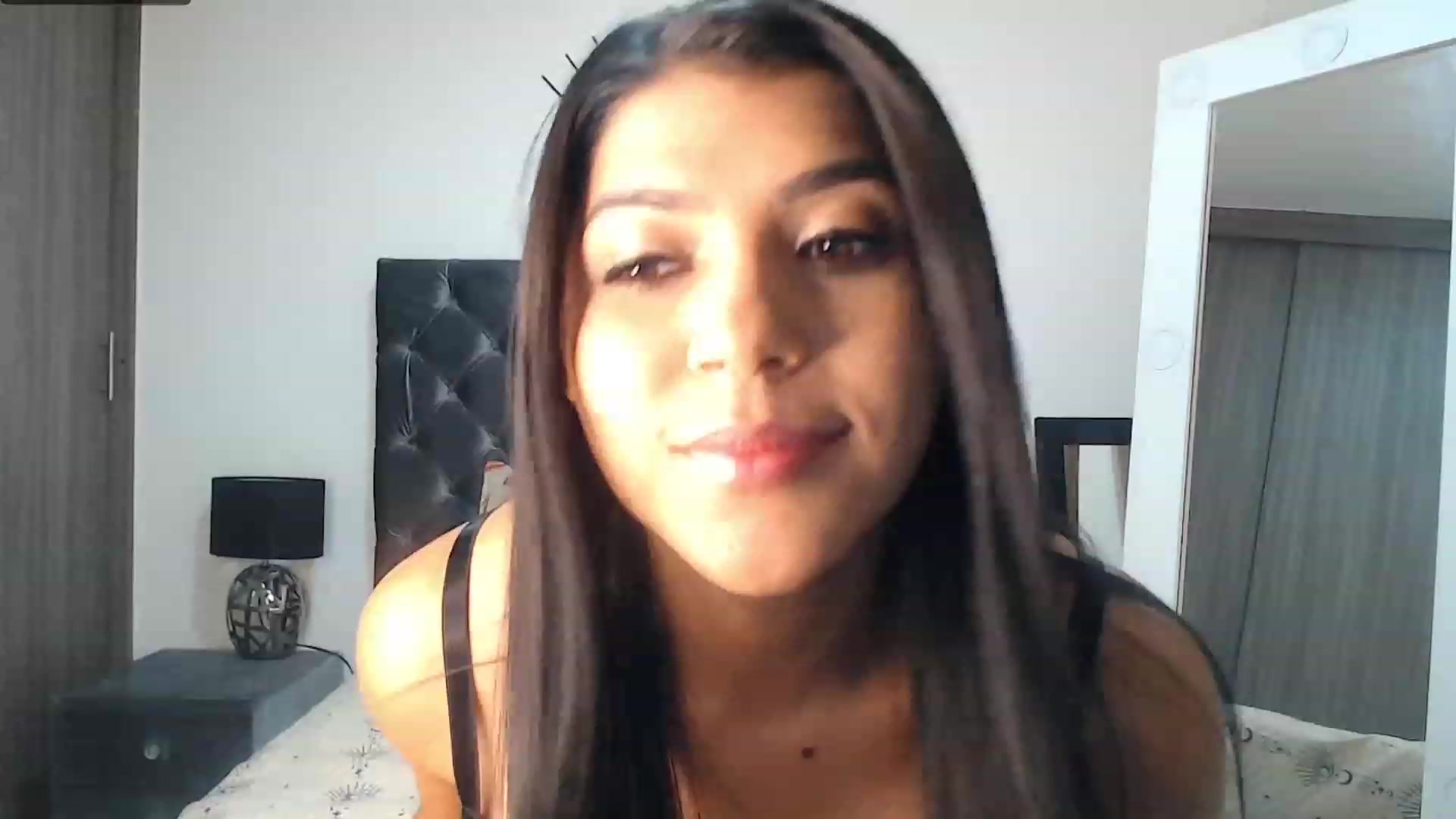 Gallery image thumbnail from violetta_xs's myfreecams stream on, 11/18/2022, 03:00 image 2 of 20