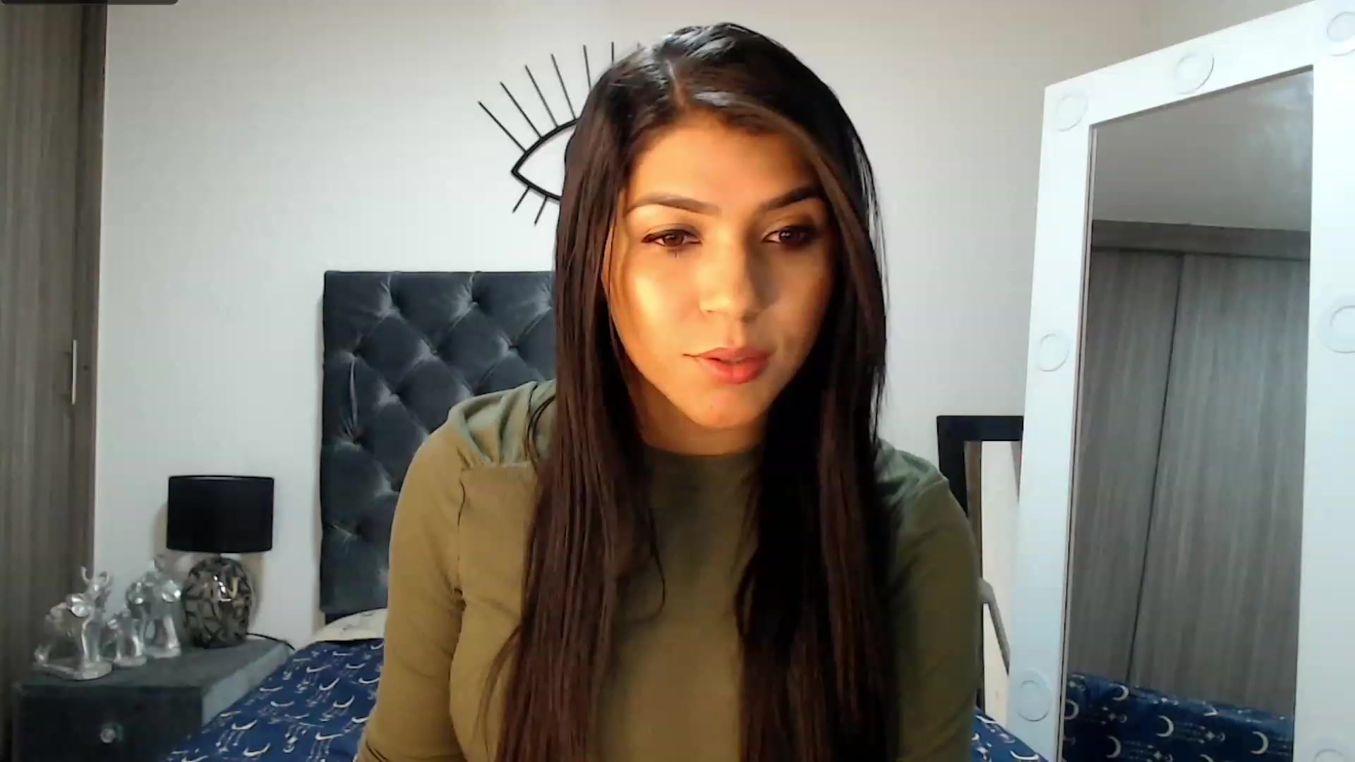 Gallery image thumbnail from violetta_xs's myfreecams stream on, 11/19/2022, 03:31 image 16 of 20