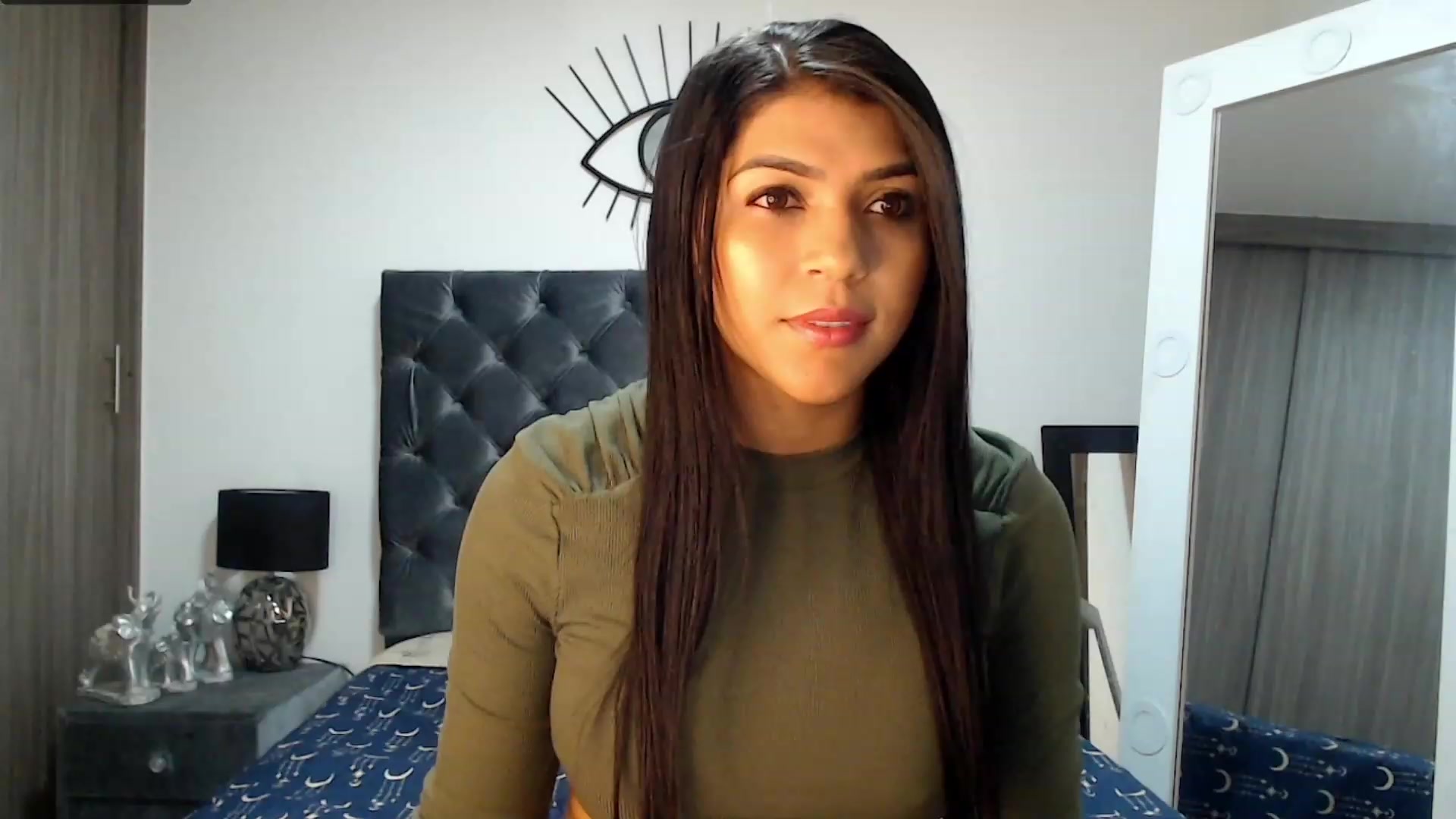 Gallery image thumbnail from violetta_xs's myfreecams stream on, 11/19/2022, 03:31 image 4 of 20