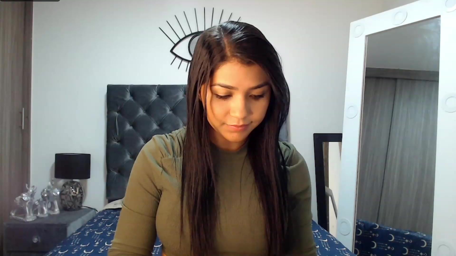 Gallery image thumbnail from violetta_xs's myfreecams stream on, 11/19/2022, 04:19 image 20 of 20