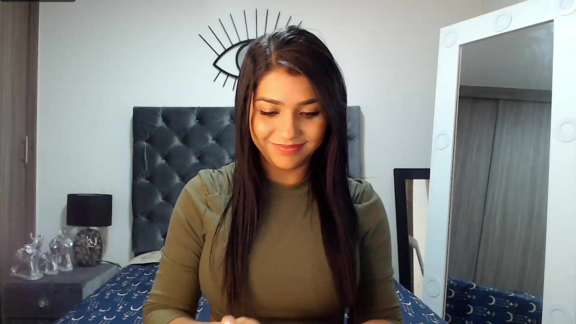 Gallery image thumbnail from violetta_xs's myfreecams stream on, 11/19/2022, 04:19 image 6 of 20