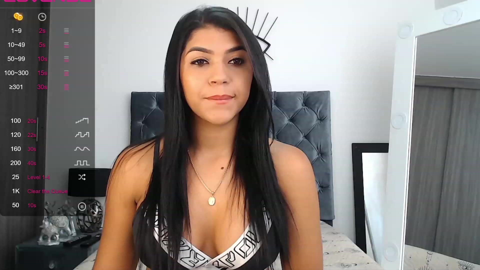 Gallery image thumbnail from violetta_xs's myfreecams stream on, 12/05/2022, 14:18 image 3 of 20