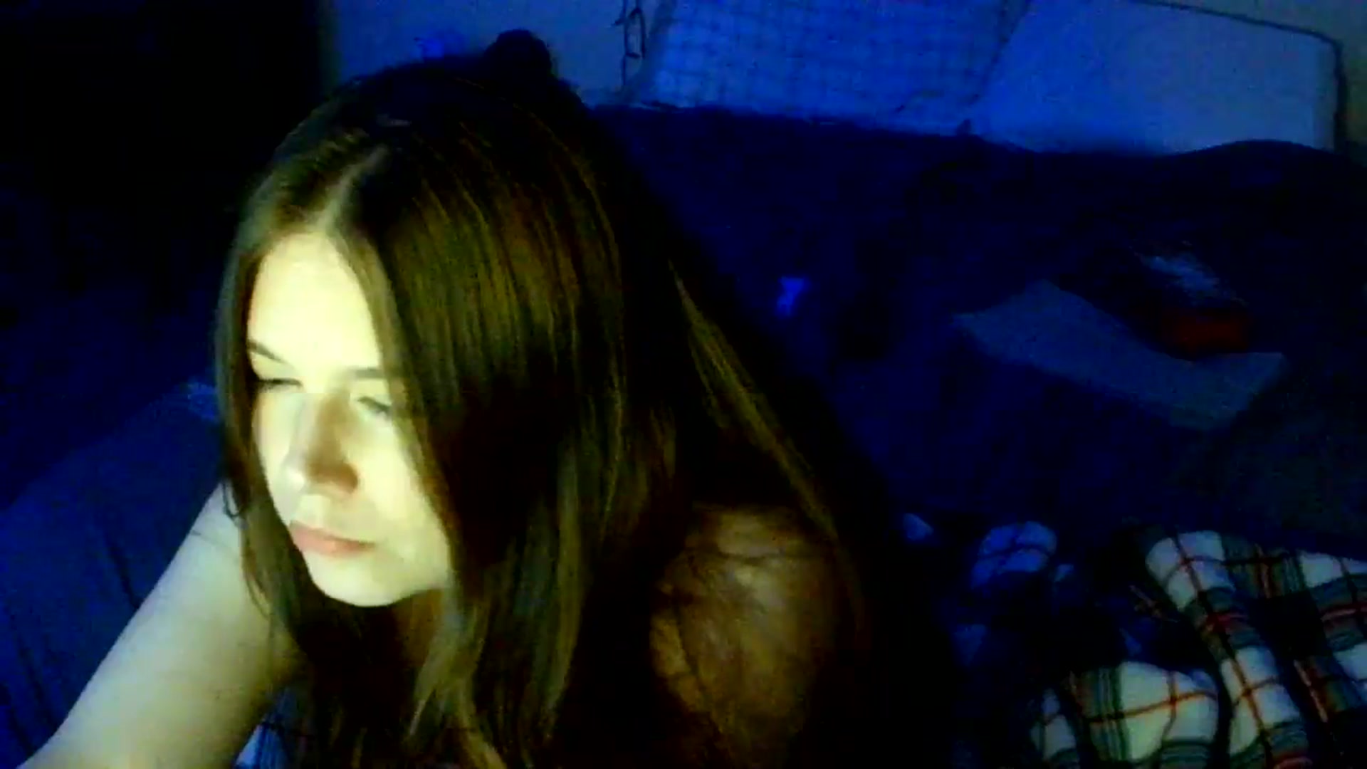 Gallery image thumbnail from violettbunnyy's myfreecams stream on, 05/28/2024, 08:49 image 16 of 20