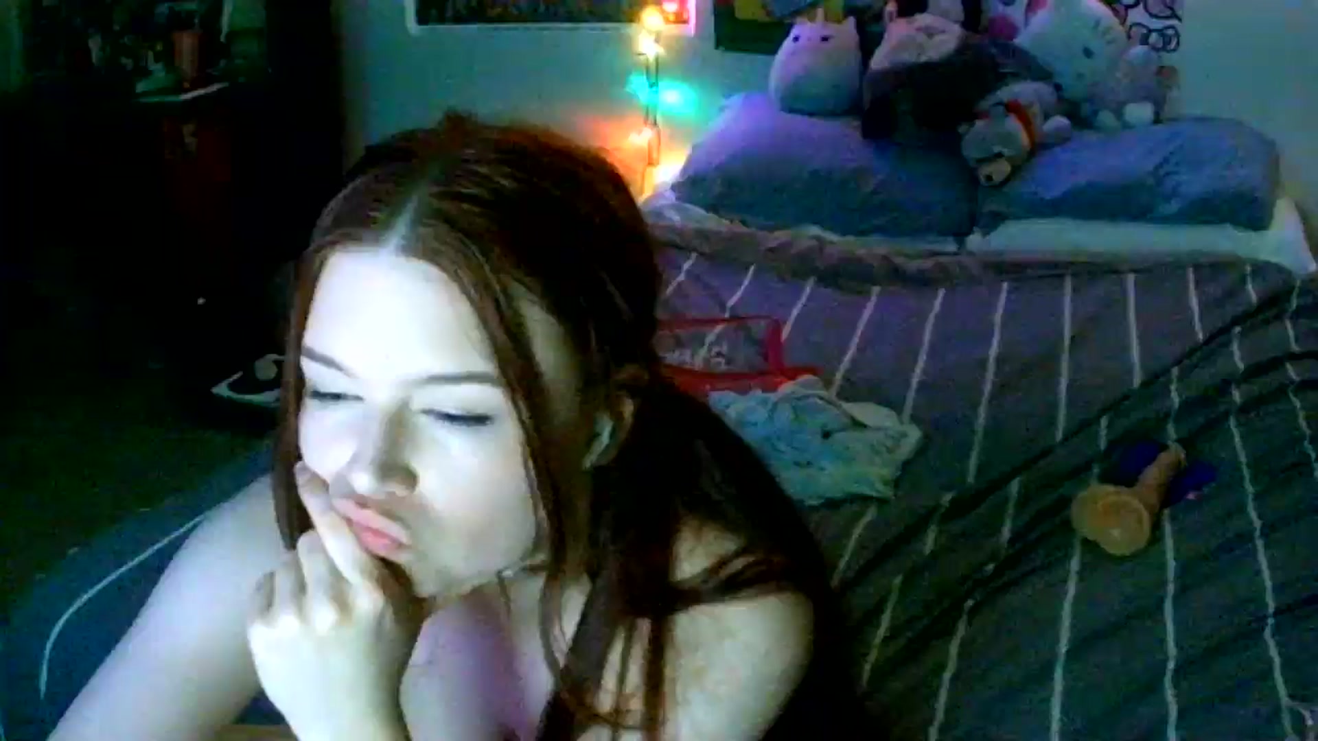 Gallery image thumbnail from violettbunnyy's myfreecams stream on, 06/10/2024, 10:50 image 3 of 20