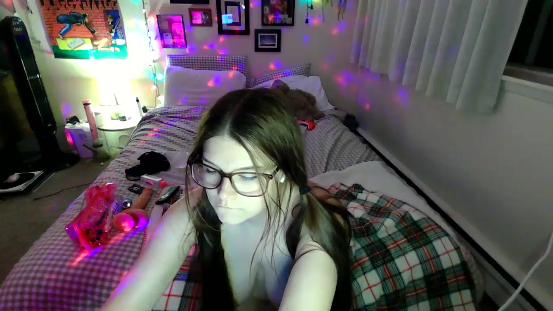 Gallery image thumbnail from violettbunnyy's myfreecams stream on, 08/14/2024, 09:13 image 12 of 20