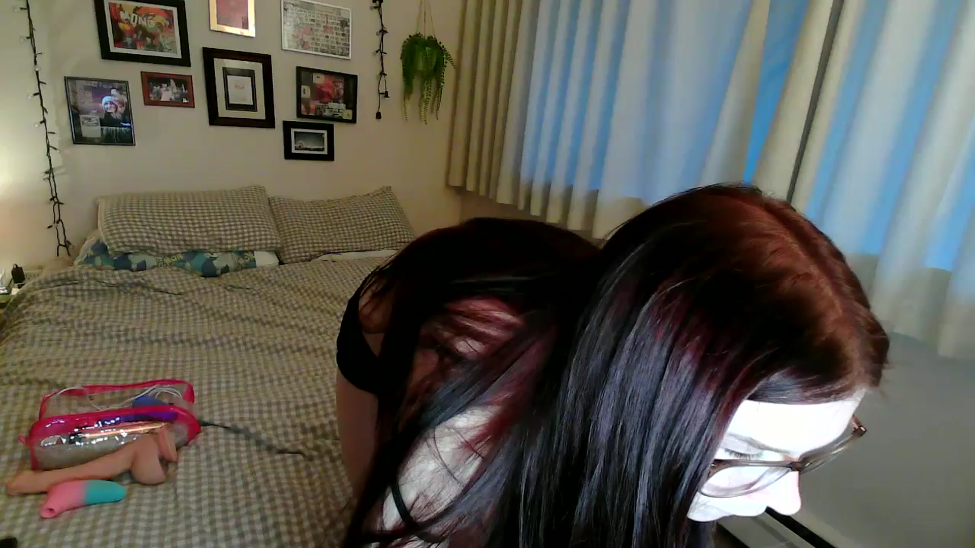 Gallery image thumbnail from violettbunnyy's myfreecams stream on, 01/22/2025, 01:13 image 19 of 20