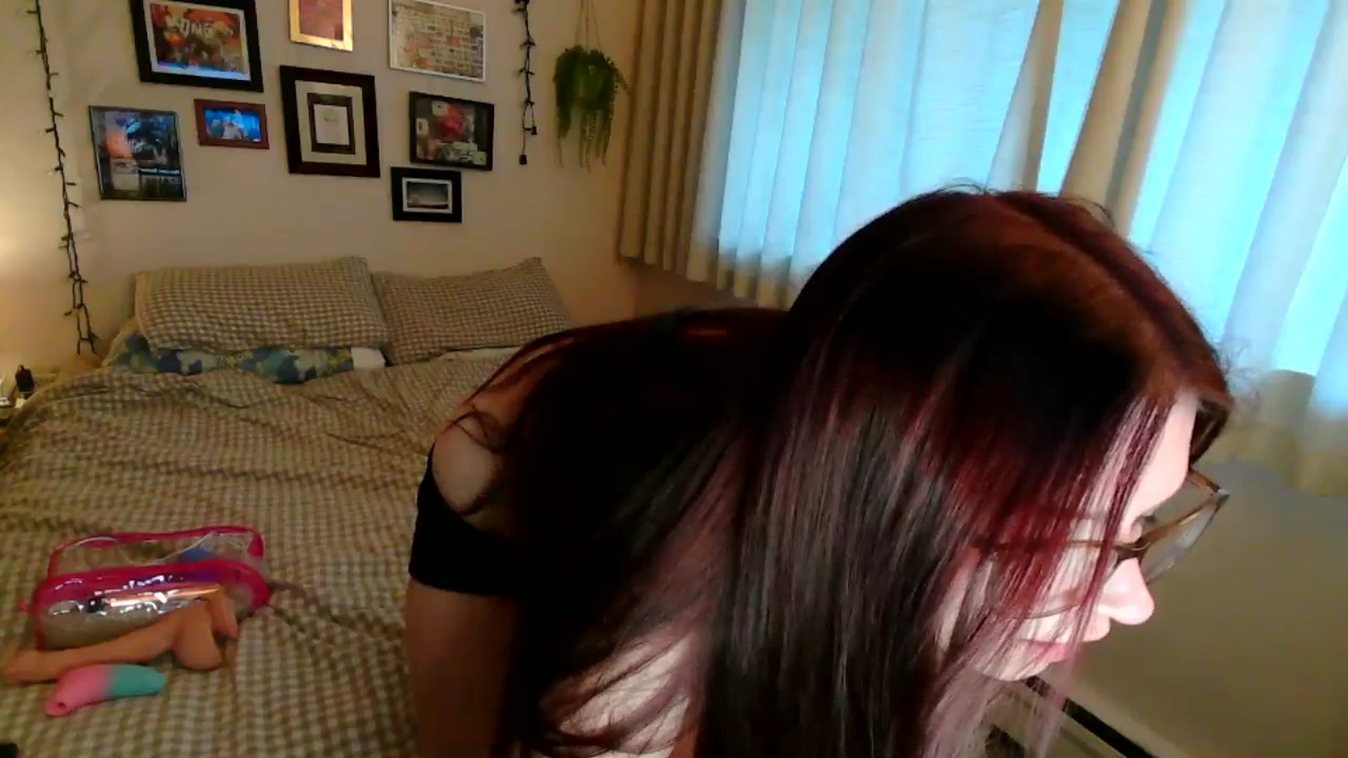 Gallery image thumbnail from violettbunnyy's myfreecams stream on, 01/22/2025, 01:13 image 10 of 20