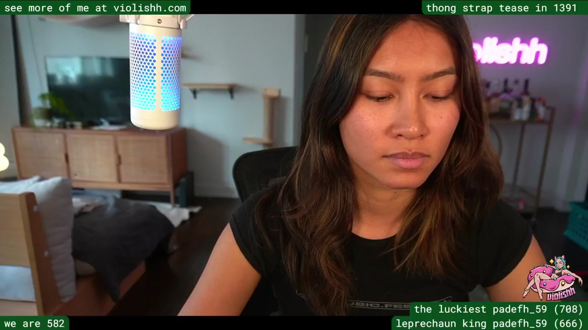 Gallery image thumbnail from violishh's myfreecams stream on, 03/18/2026, 20:56 image 17 of 20