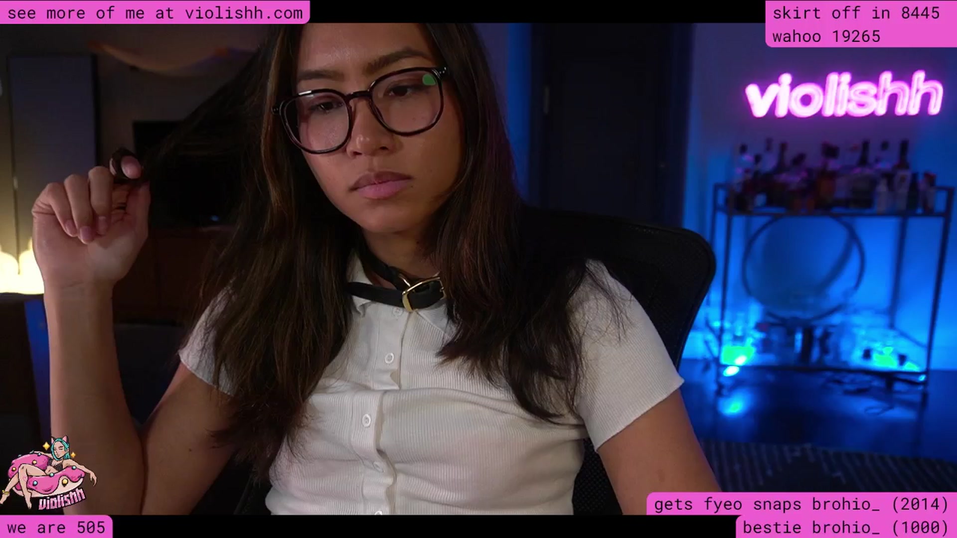 Gallery image thumbnail from violishh's myfreecams stream on, 03/28/2026, 01:52 image 9 of 20